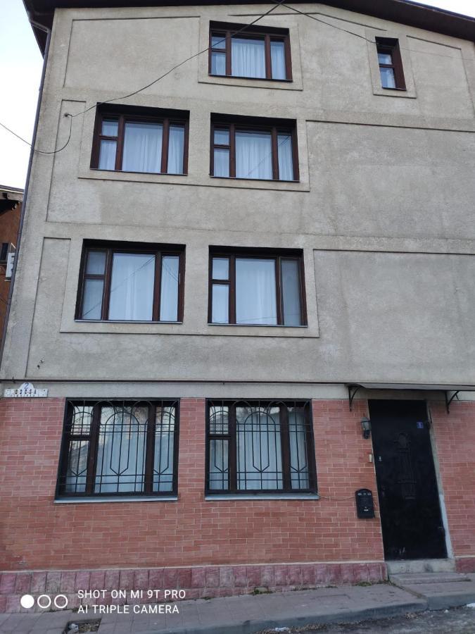 Studio In The Center City Chisinau Exterior photo